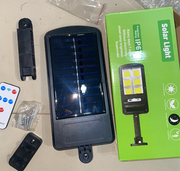 LUZ SOLAR LED CON SENSOR DE MOVIMIENTO